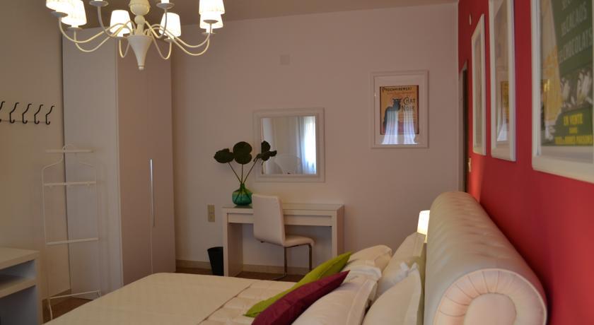 Rio Venice Room photo